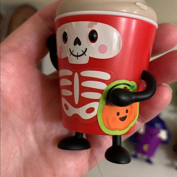 Wendy’s Frosty Frights Halloween Figures Toys Lot of 6 Skeleton Witch Etc - Picture 4 of 7